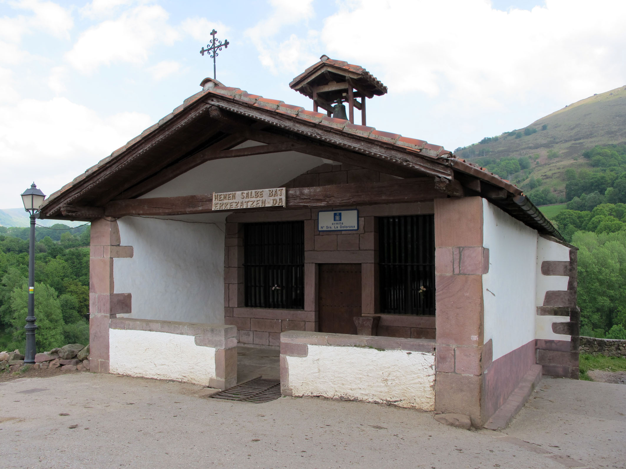 Nahigabeetako Amabirjina Gorostapolon