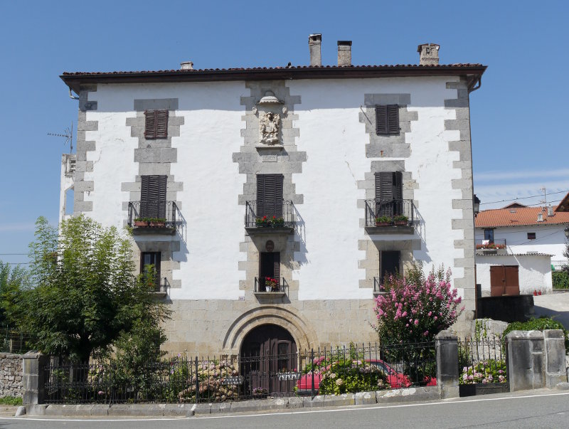 Juanmartiñena jauregia, Aldatz