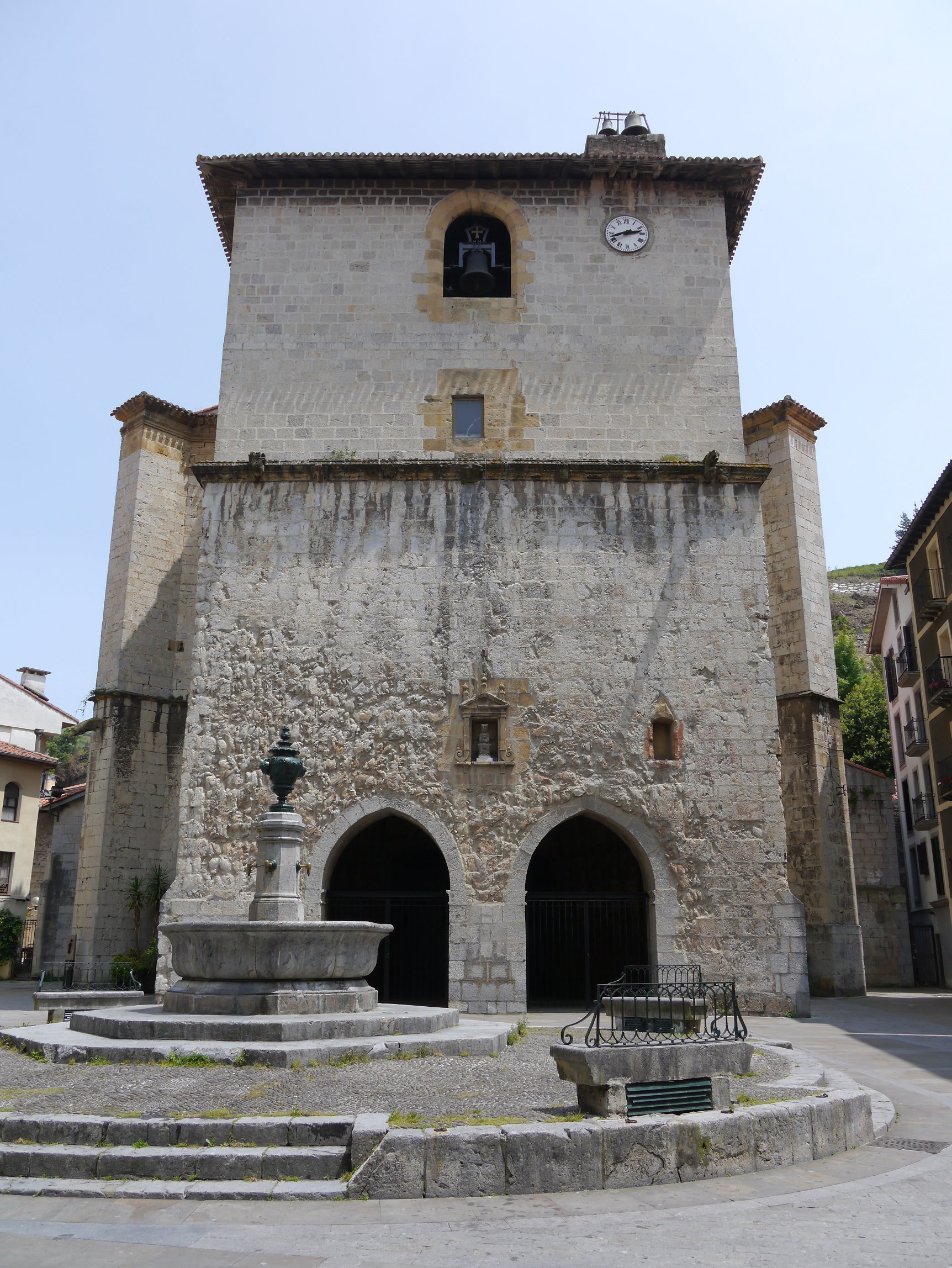 Andra Maria eliza, Deba