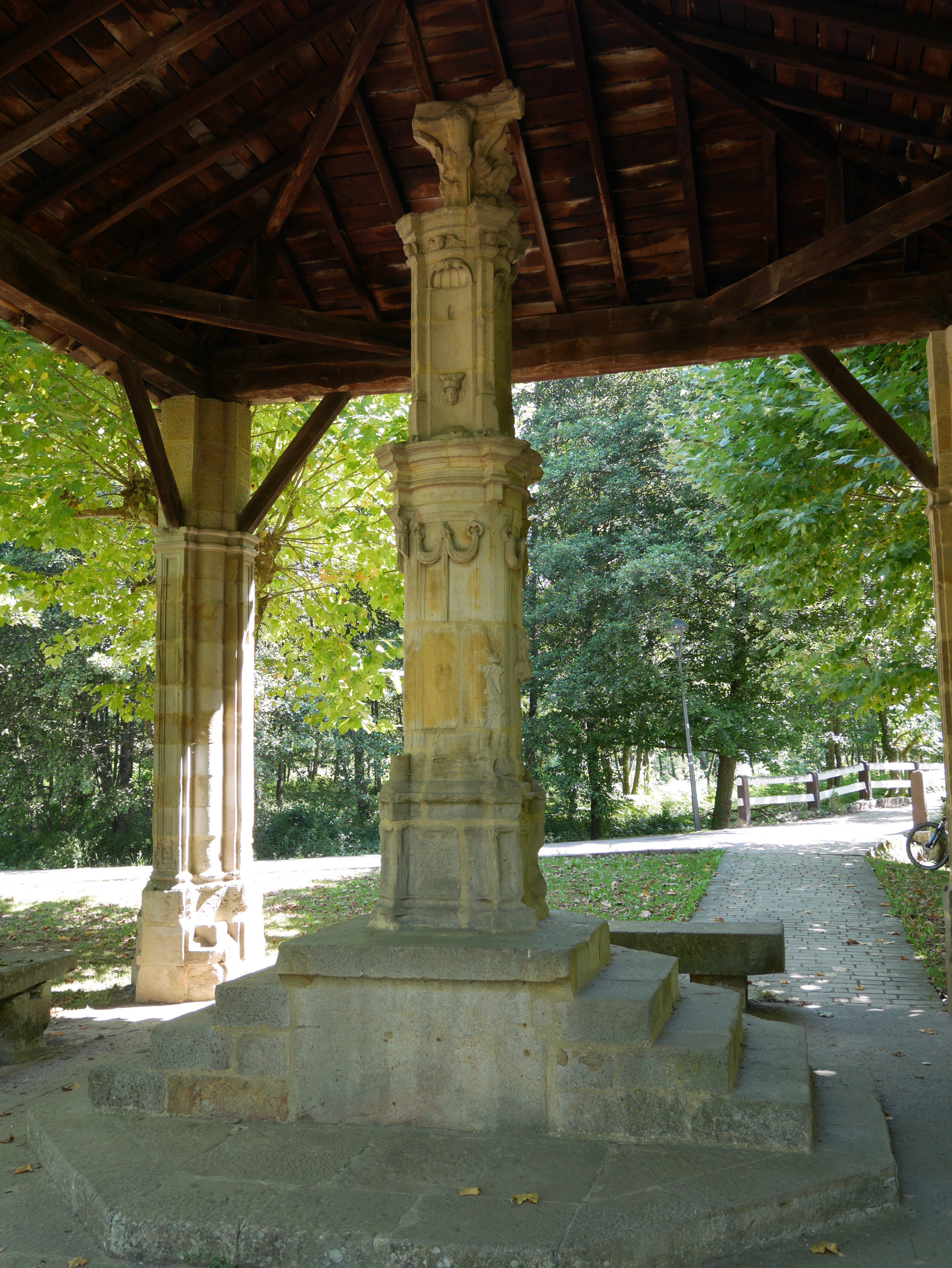 Kurutzebarri gurutzea, Elorrio