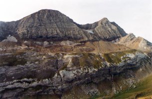 Iparraldeko isurialdea Bujarueloko mendatetik