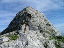 BUZOI BAT ETA AZKEN ALDAPA