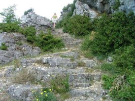 AZKEN ZATIA GORA HELTZEKO