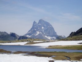 Anayeteko lakuetatik ikusita