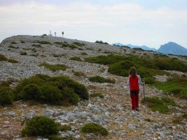Alcanzando la segunda cima.
