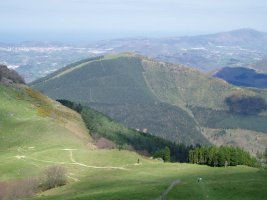 Adarrako maldetatik ikusita