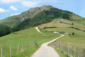 Izaskun aldeko bidetik ikusita