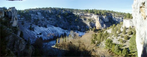 Arroilaren behealdeko paisaia