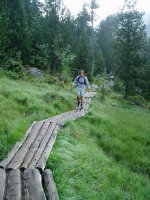 Banhs de Tredòsetik Colomèrs aterpera doan bidearen pasarte bat