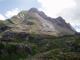 Estanes aintziratik ikusita