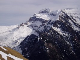 Ipar-mendebaldetik ikusita