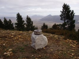 Aitzkibel edo Eskibes (1014m), txartelontzi berria