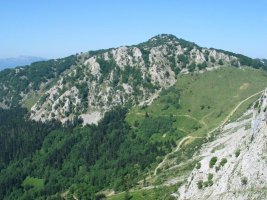 Mugarra aldetik ikusita