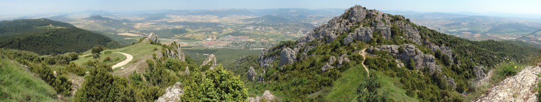 Mendebaldeko tontorretik Iparraldera begira