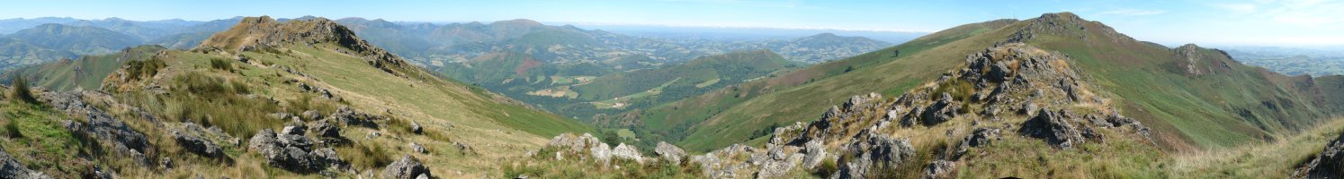 Panoramika zabala Iparraldeko bizkarretik