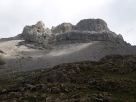 Mendebaldetik ikusita