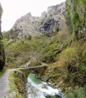 Urdóneko arroilaren behealdeko pasarte bat