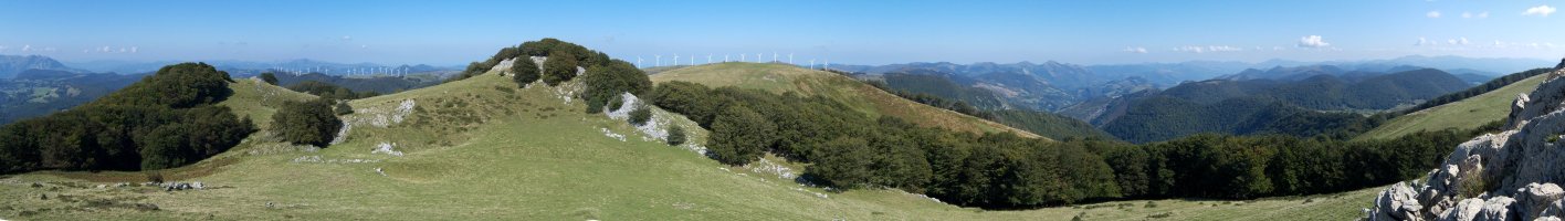 Irebertik Mendebaldera begira