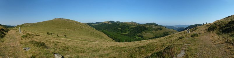 Belateko galtzada Aldegi mendiko hegietan zehar