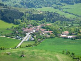 Lalastra, igoerako bidetik