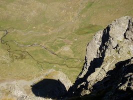 Anayeteko tontorretik trikuharriaren inguruko tumulua oso nabarmena da