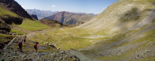 Rojo lepotik mendebaldera jaisten