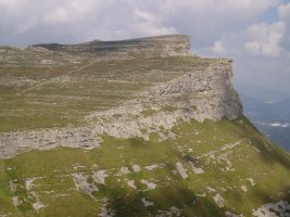 Hego-mendebaldetik ikusita