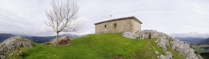 Kurutze Santuaren ermita tontorrean