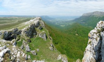 Aitzorrotz Eskalaborrotik. Behean, Ergoienako pagadiak