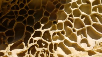 Harriaren itxura ikusgarriak Gastarrotz aldean