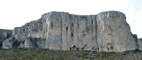 Lokiz aldeko harresiaren zati bat