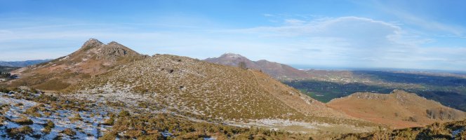 Artxuria, Airagarri eta Malkor harriak Mendibildik