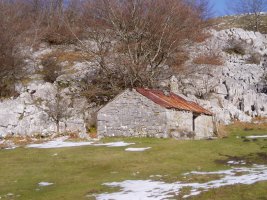 Austigarmineko txabola eta atsedenlekua