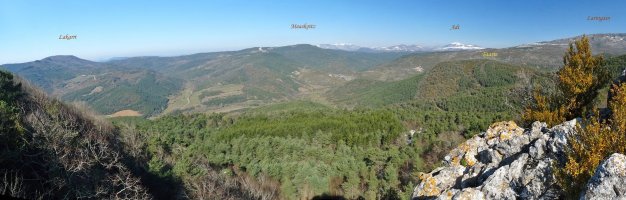 Arriasgoiti ibarreko mendiak Aldapaburutik