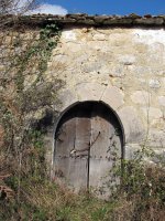 Nuestra Señora de Ugo ermitaren hondakinak