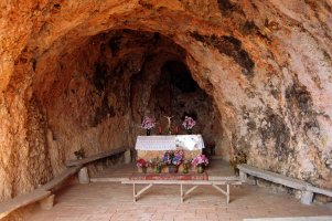 San Roman ermita Bernedon