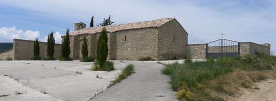 San Nikolas ermita Uterga aldean