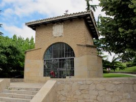 Nuestra Señora del Amor Hermoso ermita Iruñan