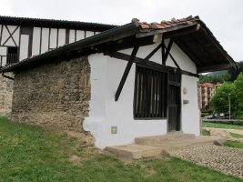 Belengo Andra Maria ermita Beasainen