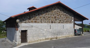 Sanjun ermita Ondarroa aldean