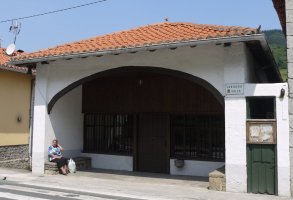 Santakutz ermita Berriatuan