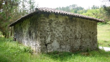 Madalen ermita Aulesti aldean