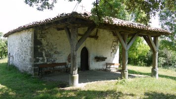 Santixago ermita Nabarniz aldean