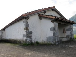 Santa Krutz ermita Abaltzisketako hilerrian