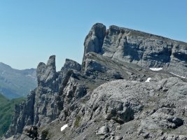 Hiru Erregeen Mahaira Igoeratik