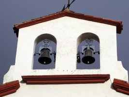 San Francisco Javier ermita Kanpanas aldean