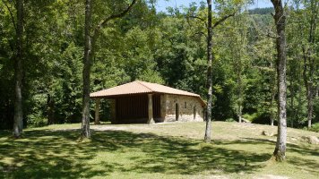 Sarriako Asentzio Txiki ermita Berriz aldean