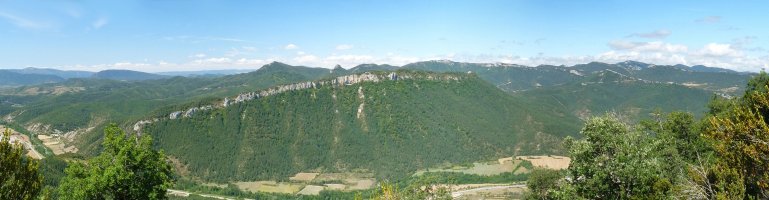 Zaraitzuko mendiak Arabarkotik