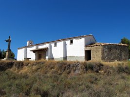 Santa Barbara ermita Mañeru aldean