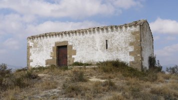 Santa Barbara ermita Alloz aldean